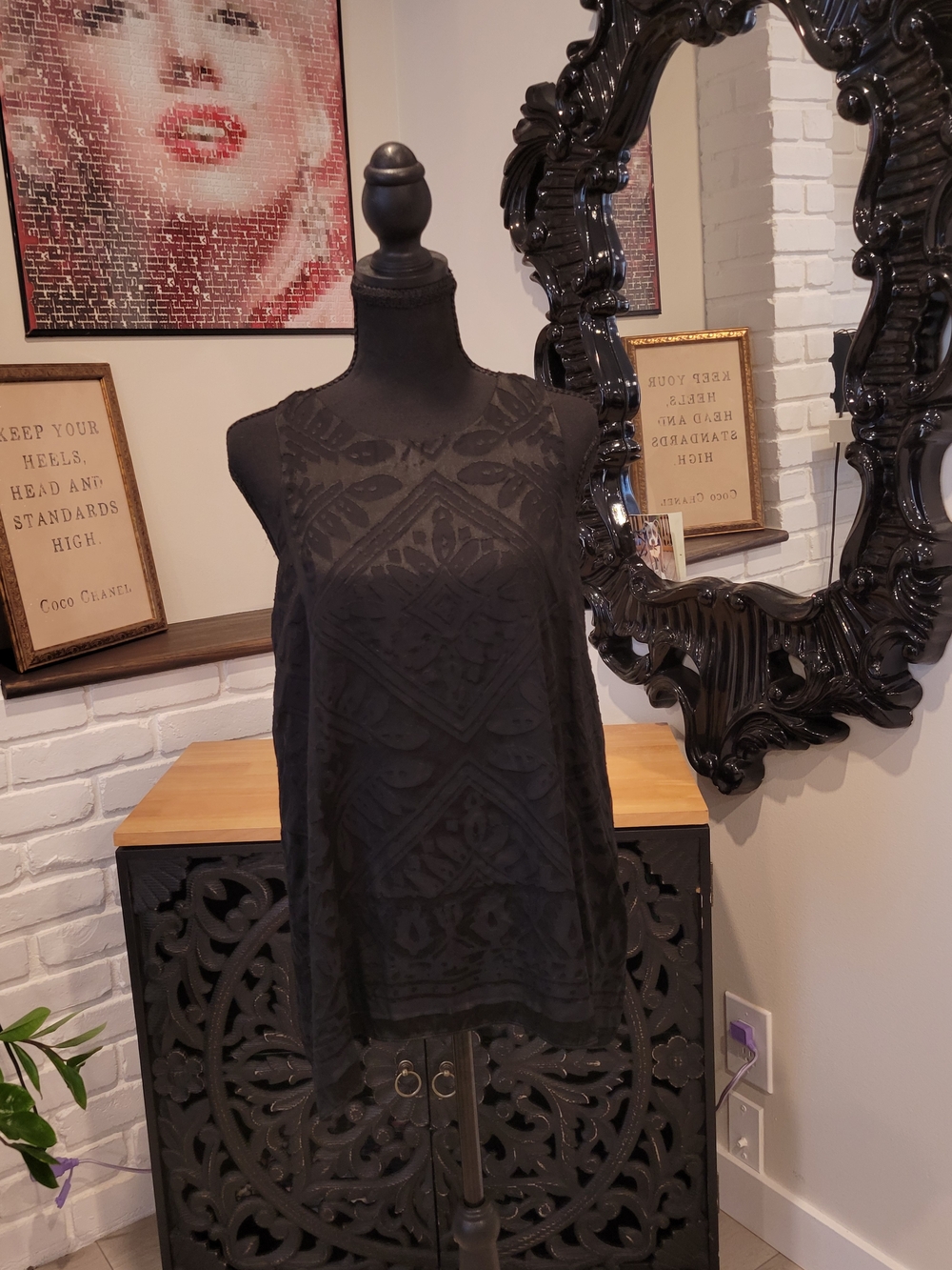 Max Studio Black Lace Overlay Sleeveless Tank Top